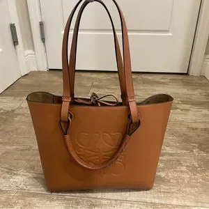 【関税送料込】Loewe Cabas Anagram Small tan トートバッグ Loewe | Bags | Sold Ebay Loewe Small Anagram Tote Bag In